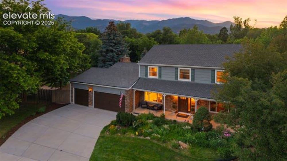 216 Cheyenne Mountain