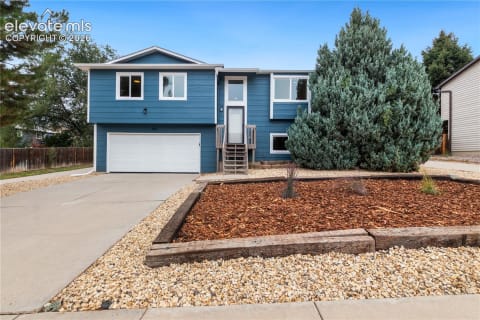 104 Comanche Court