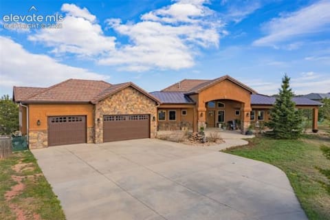 16895 Horizon Ridge Trail