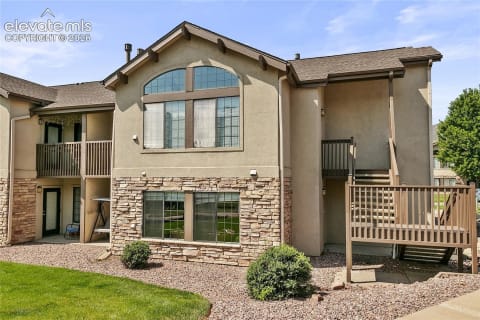 2137 Denton Grove