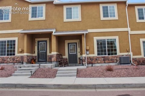 7649 Grand Fir Point