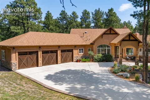 15984 Pole Pine Point