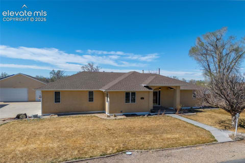1079 Lynn Drive