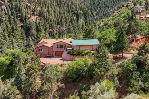 812 Crystal Park Road