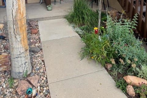 327 El Paso Boulevard
