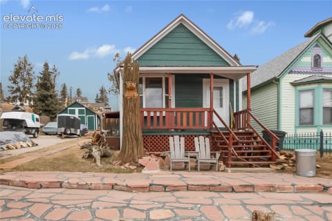 325 Eaton Avenue