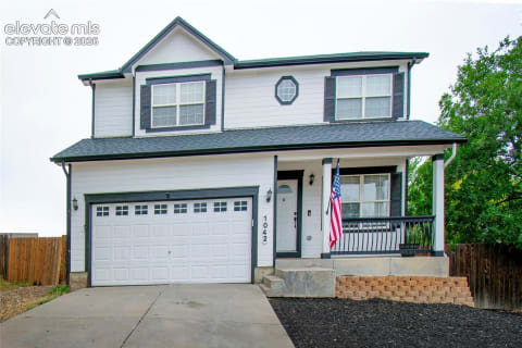 1042 Cailin Way