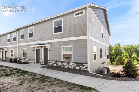 6682 Saturn Swing Grove