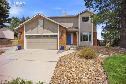5513 Saddle Rock Trail