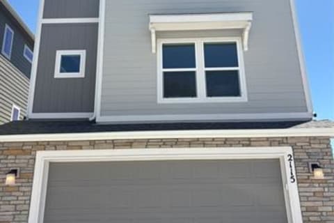 2115 Zipline View