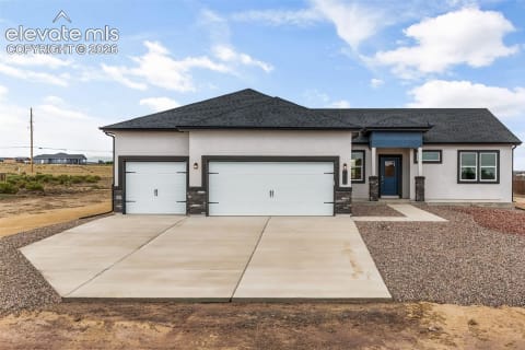943 Moonbeam Drive