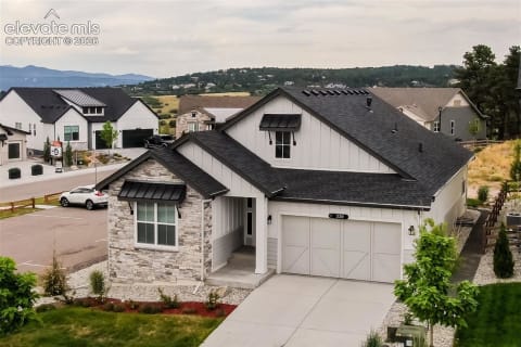 330 Lost Pines Drive