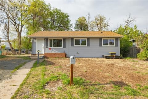 2736 Ben Court
