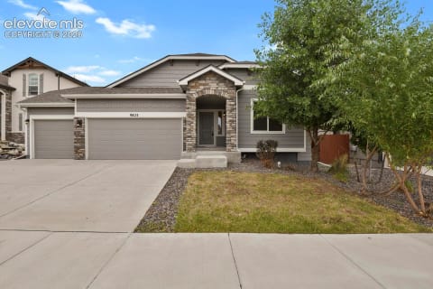 9823 Fairway Glen Drive