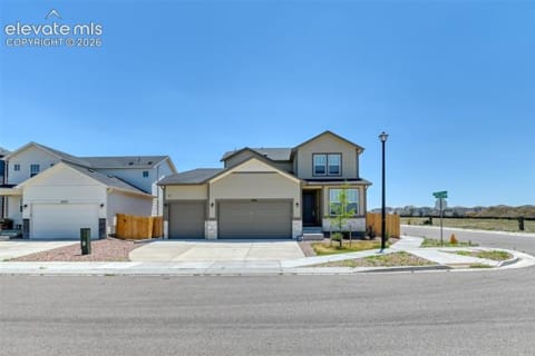 6543 Kit Fox Court