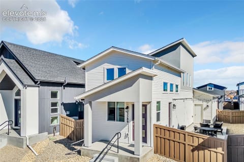 3589 Greenways Main Boulevard