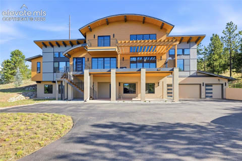 449 Oxford Lane
