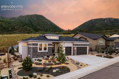 5005 Mesa Top Drive