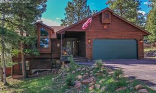 727 Pinon Ridge