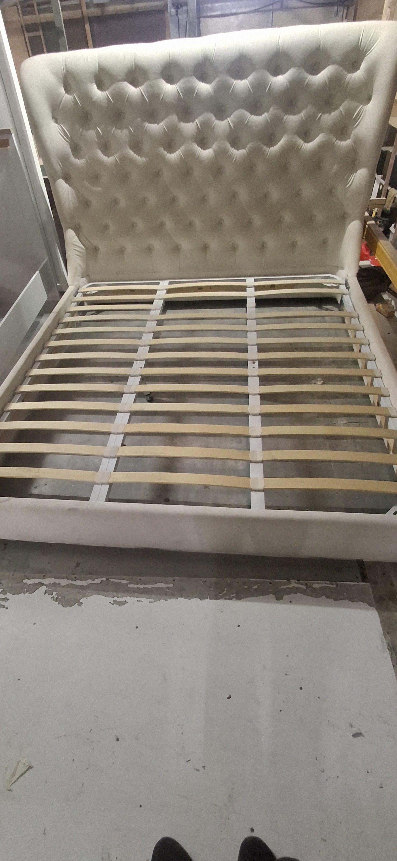 Used Upholstered Queen Bed Frame White 3