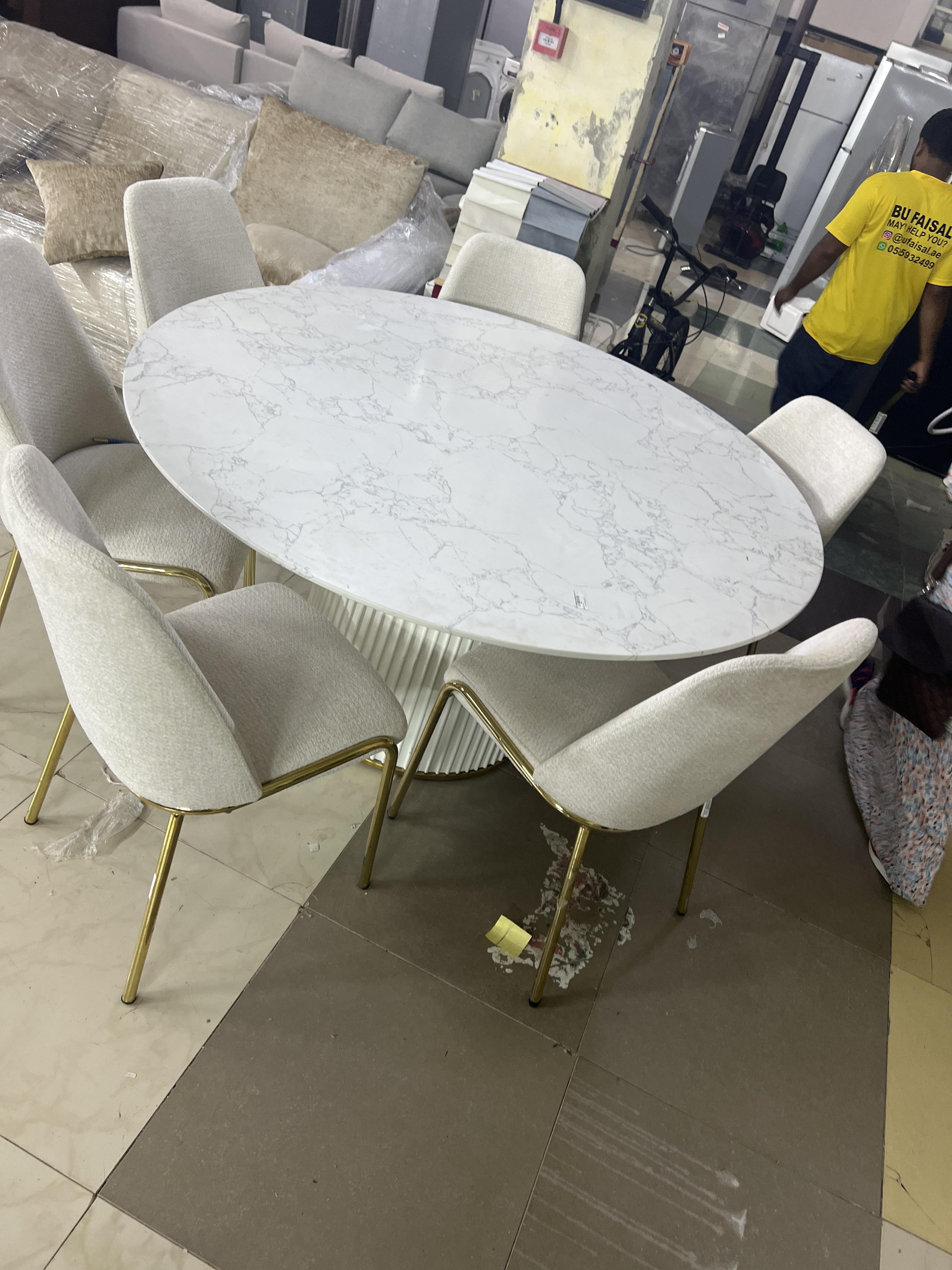 Used Home Box Oval Marble Dining Table 120cm