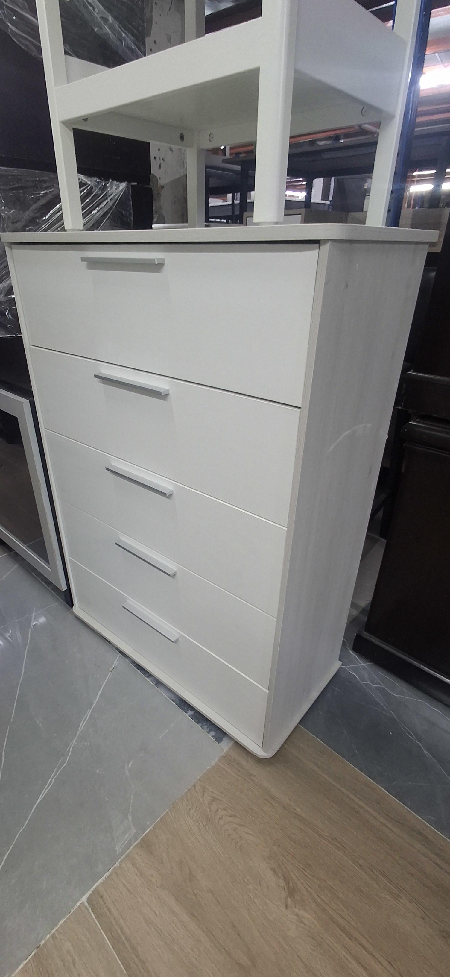 Used Bufaisal 5-Drawer Chest White