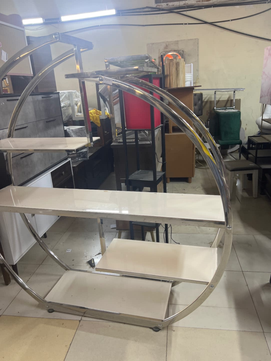 Round Frame Display Shelf 3