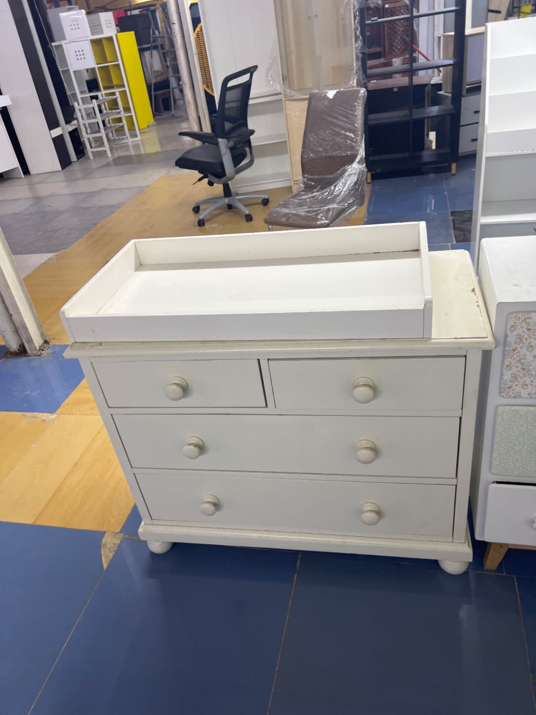 Fourth view of used white baby changing table with 4 drawers at Shop D Ajman