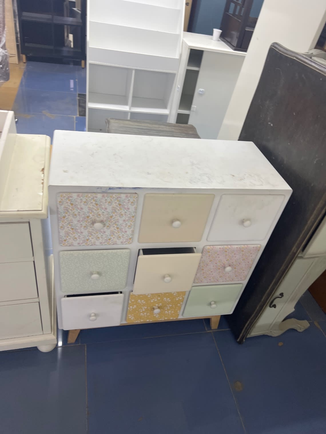 9-Drawer Storage Chest 2
