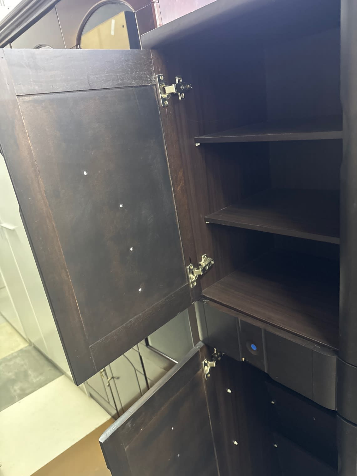4-Door Wardrobe with Drawers 2