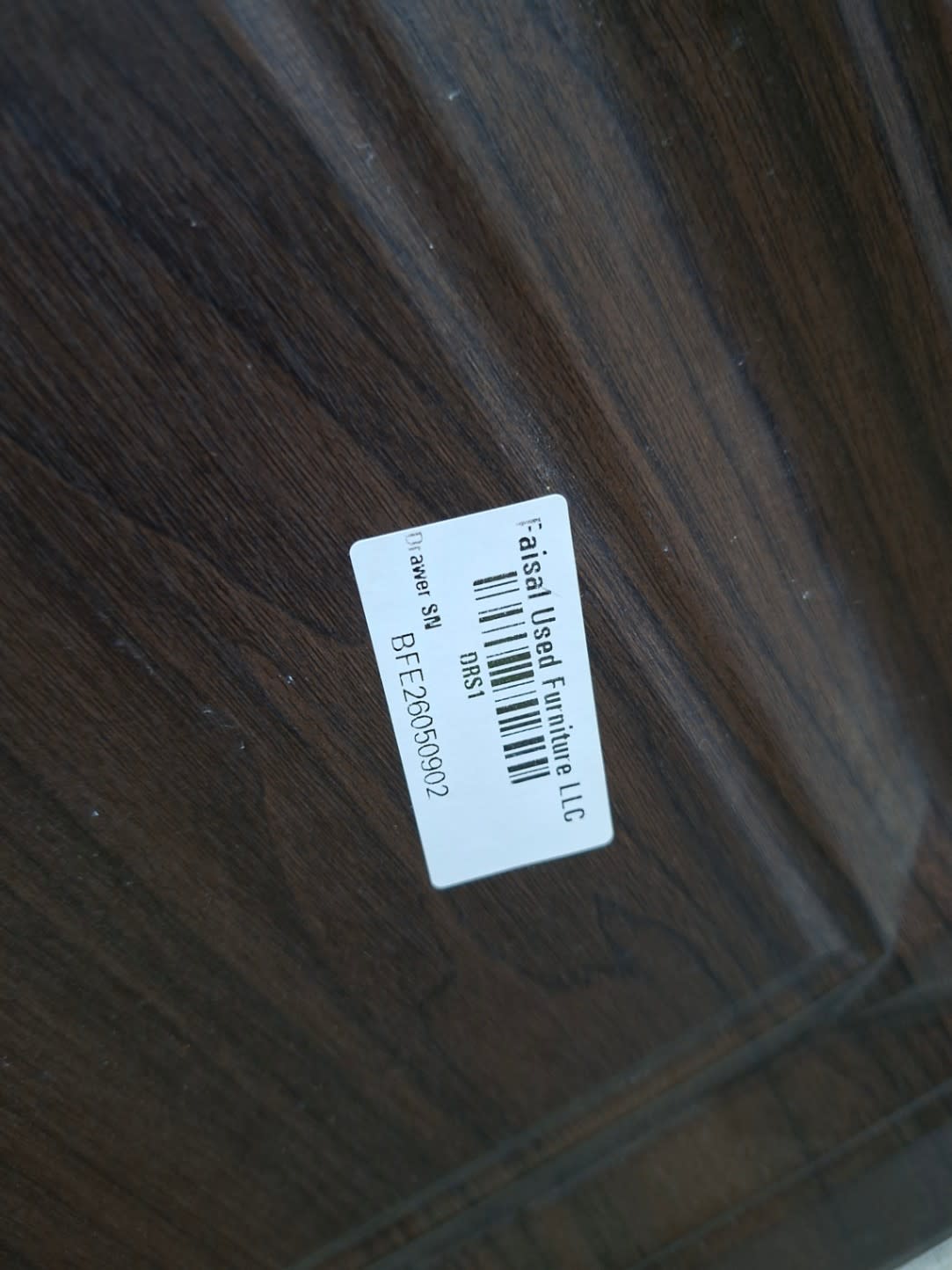 Bufaisal barcode label BFE26050902 for used two-door kitchen cabinet
