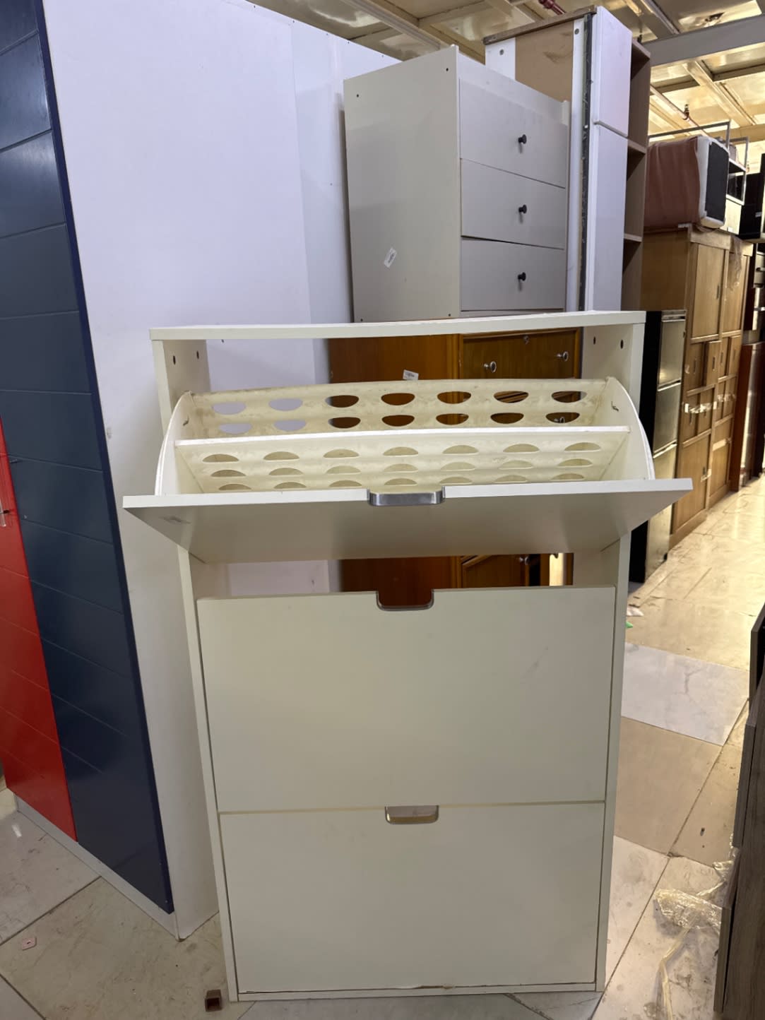 3-Door Flip-Down Shoe Rack 2