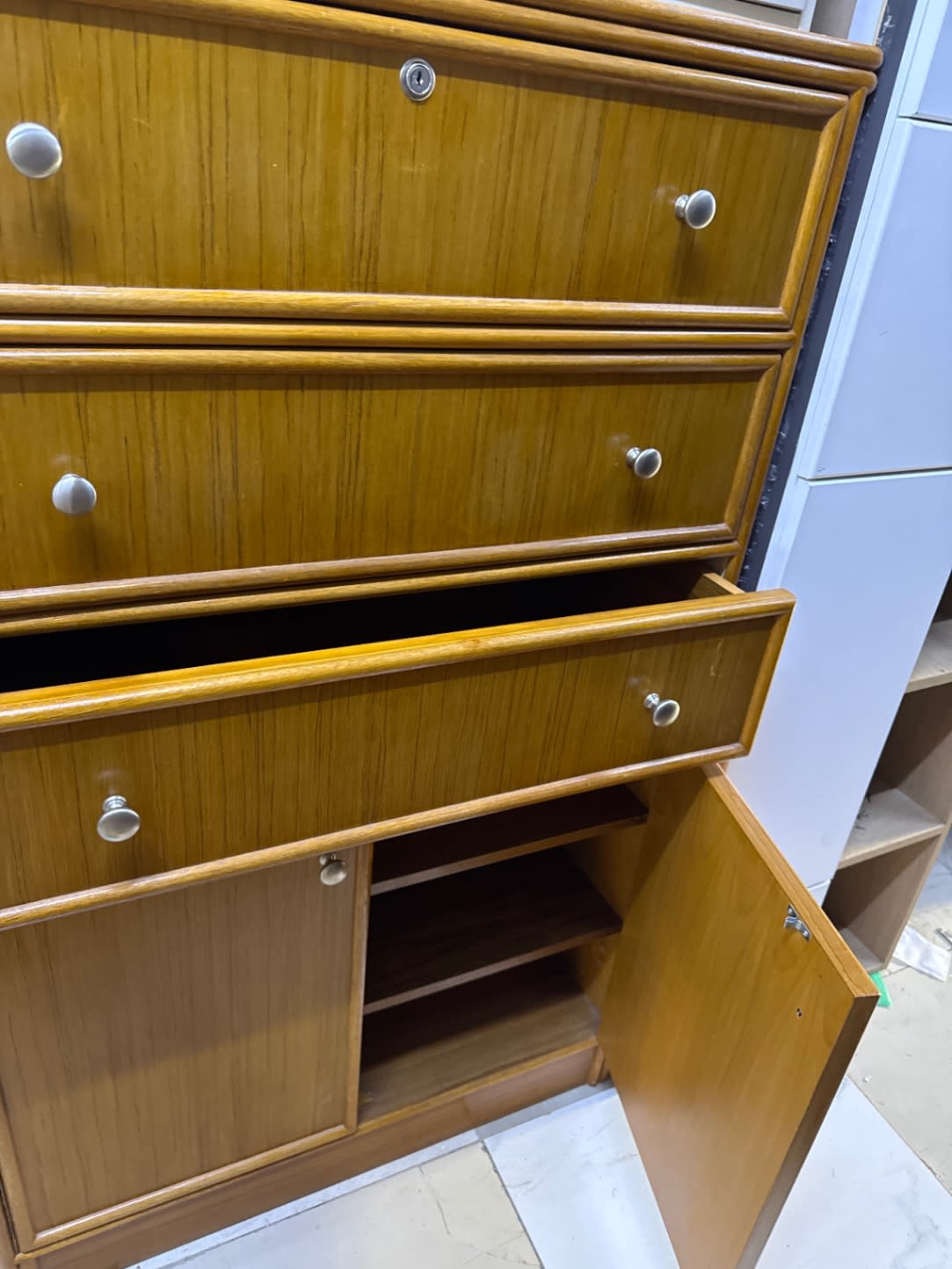 Tall Chest of Drawers with Cabinet 2