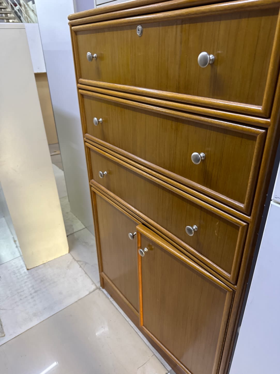 Tall Chest of Drawers with Cabinet 3