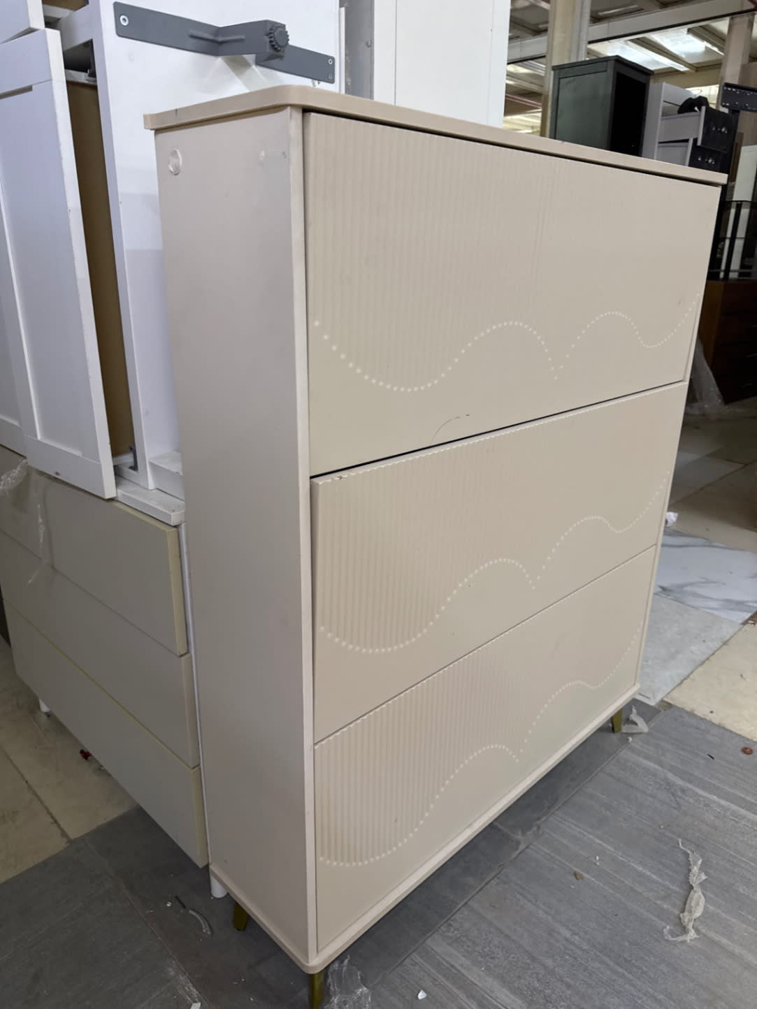 3-Compartment Shoe Rack 3