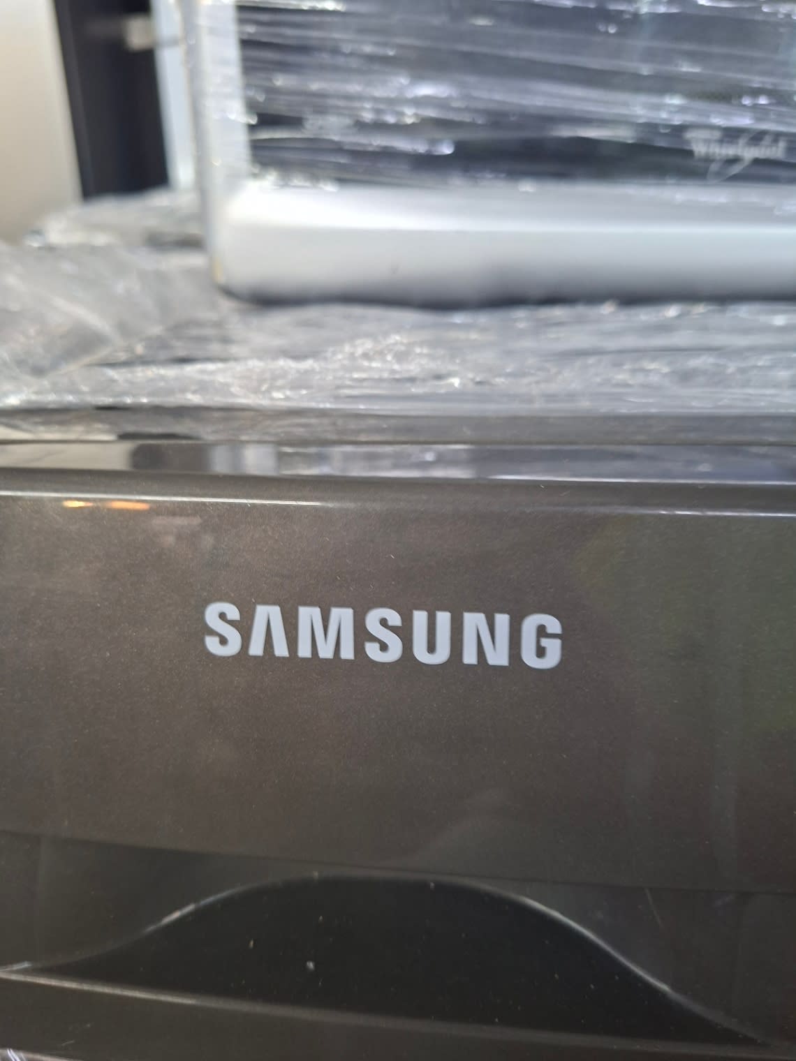 Front-Load Washer Dryer Combo 3
