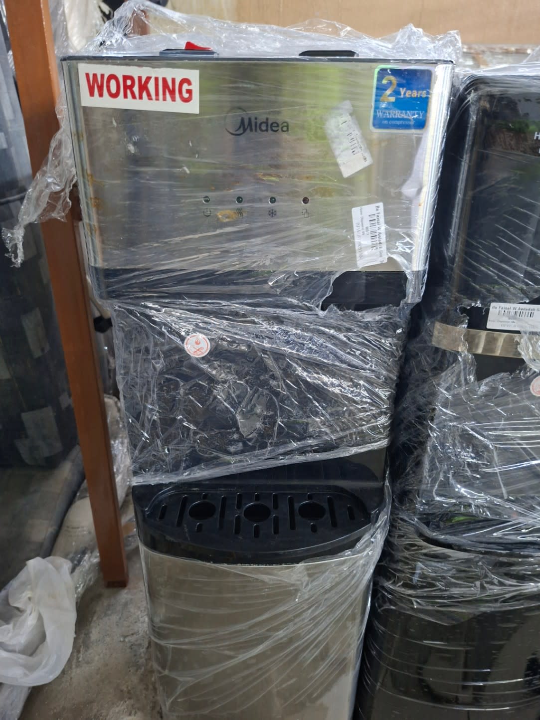 Hot and Cold Water Dispenser