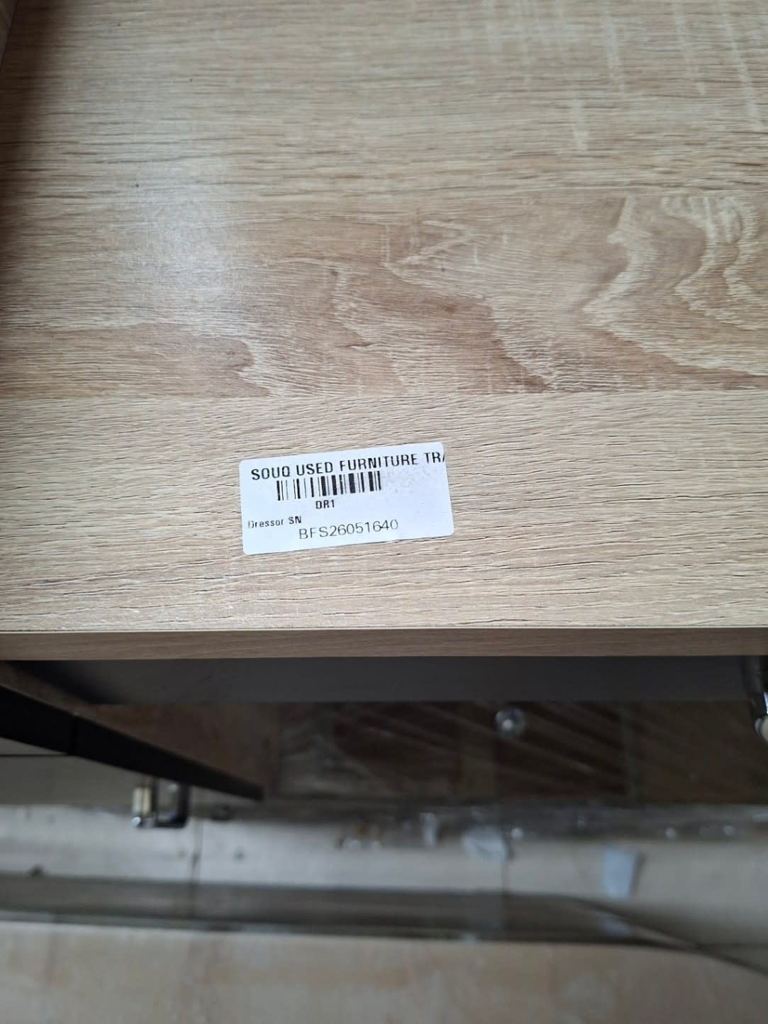 Bufaisal barcode label BFS26051640 for used dressing table with mirror