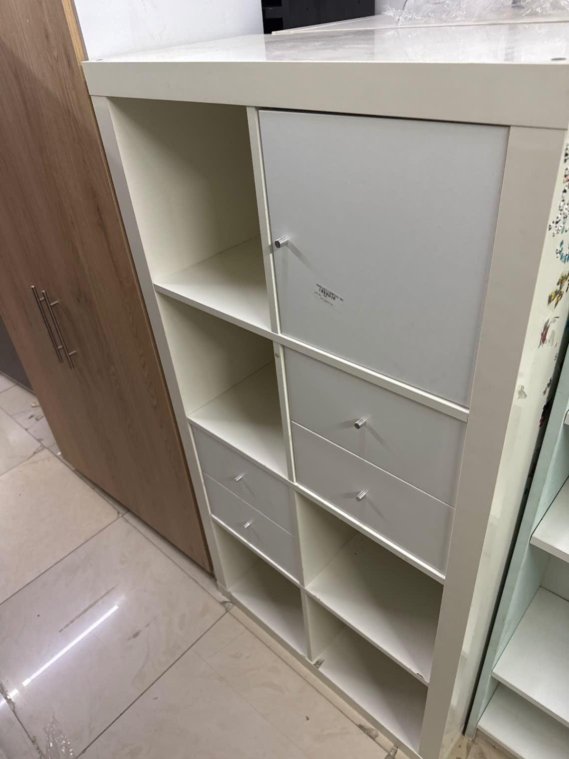 Cube Storage Shelf with Drawers 3