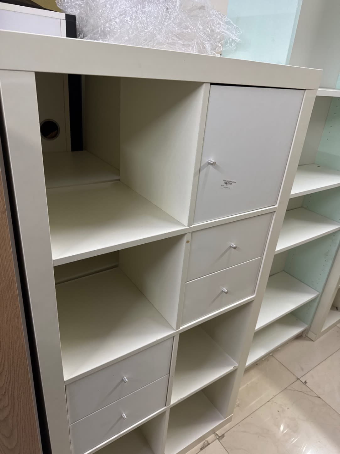Cube Storage Shelf with Drawers