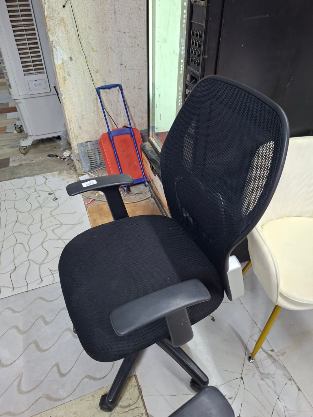 Mesh Back Office Chair 2
