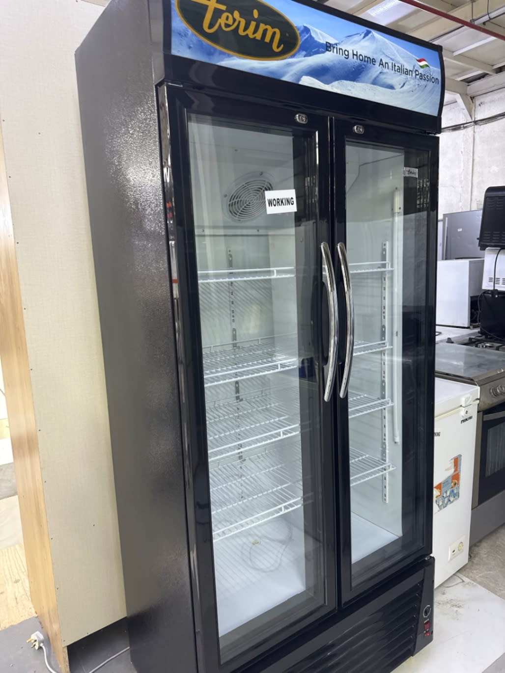 Double Glass Door Display Refrigerator 2