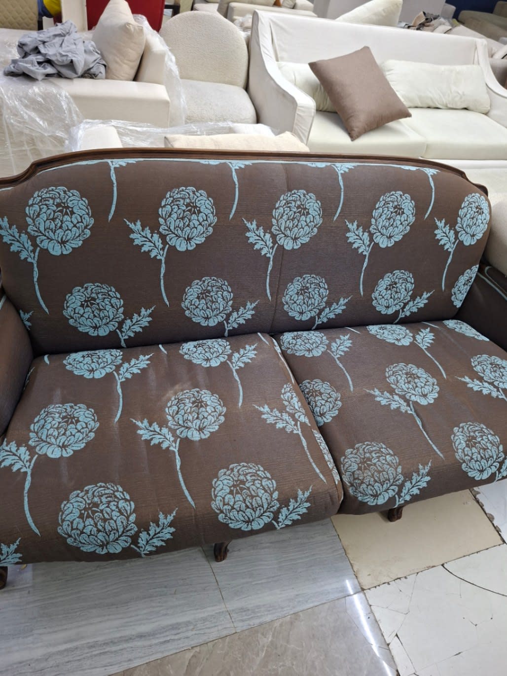 3-Seater Classic Sofa