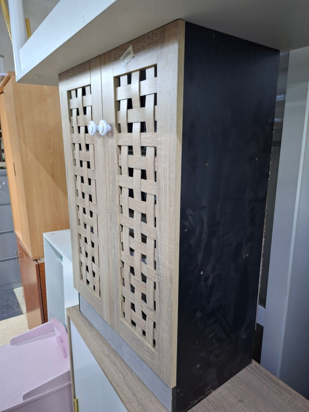 Double-Door Shoe Rack Cabinet 2