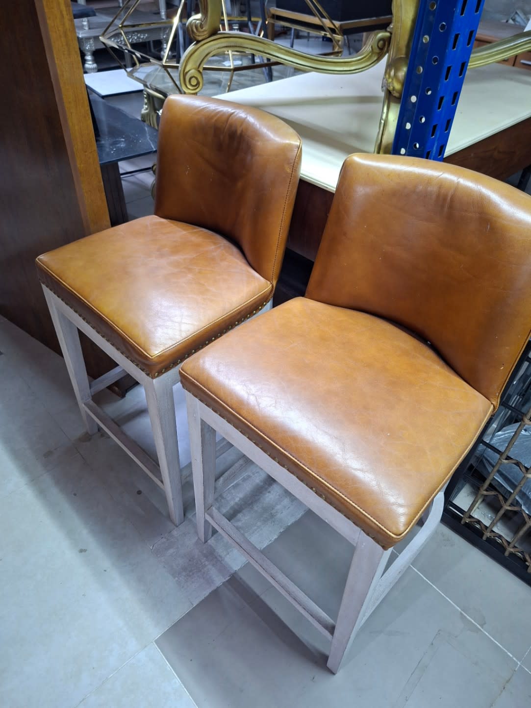 Bar Chair with Leather Seat 2