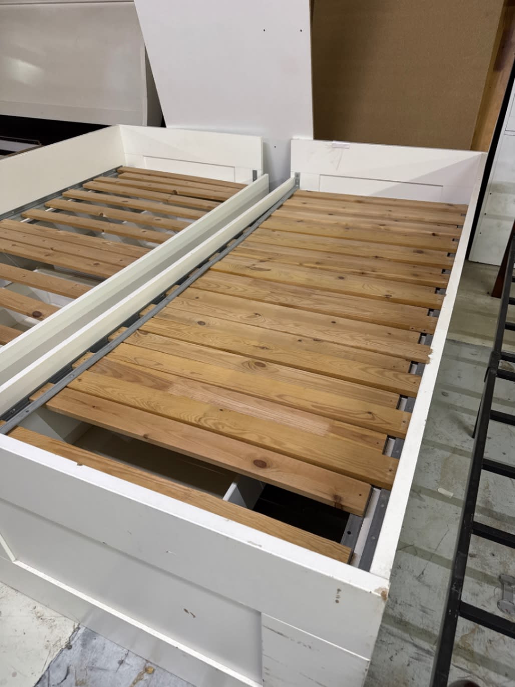 Day Bed Frame with Slats 3