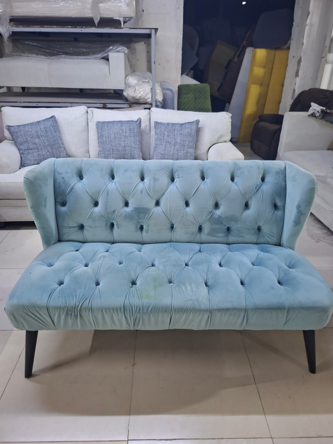 2-Seater Chesterfield Sofa