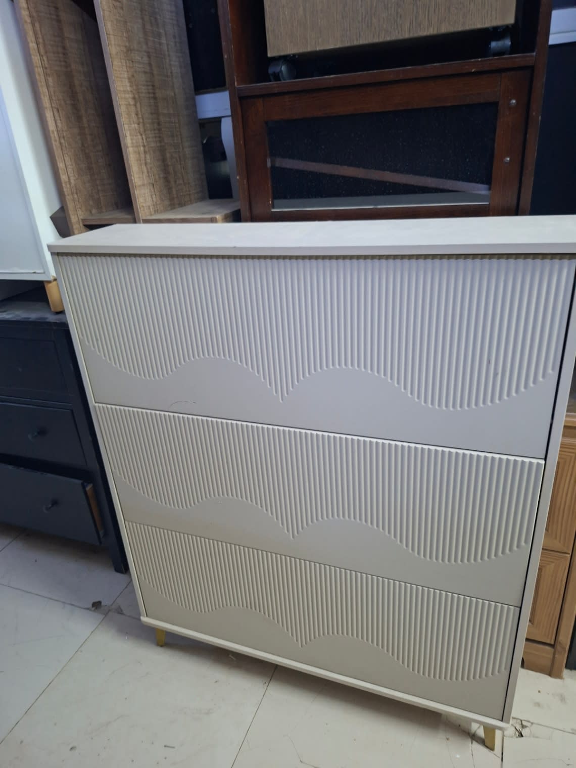 3-Door Flip-Down Shoe Rack