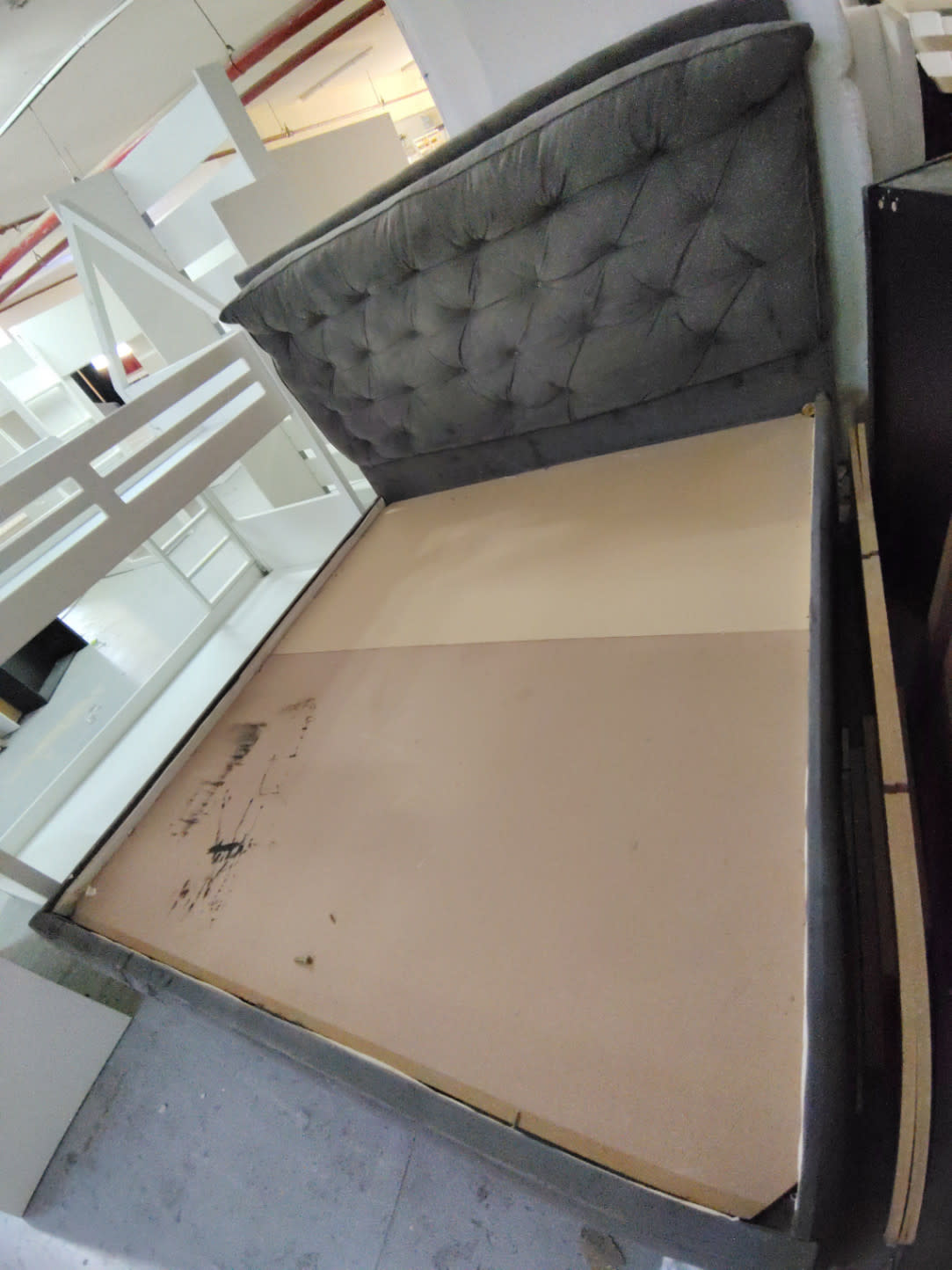 Upholstered Bed Frame with Tufted Headboard 2
