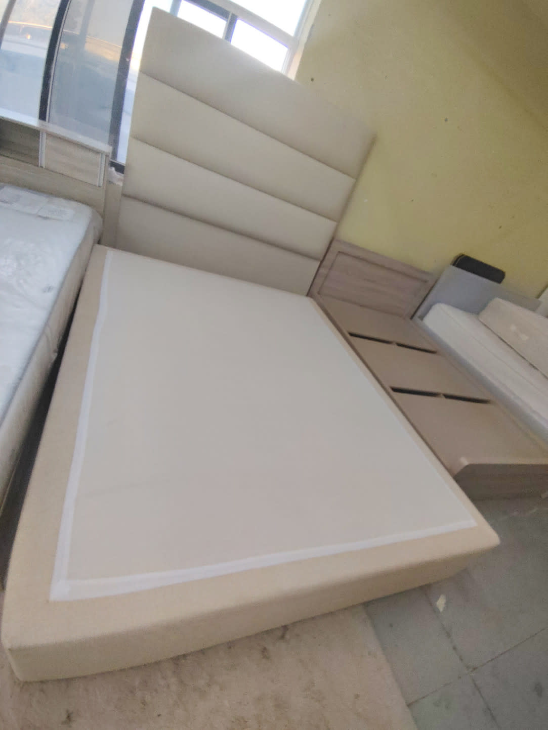 Upholstered Queen Bed Frame 2
